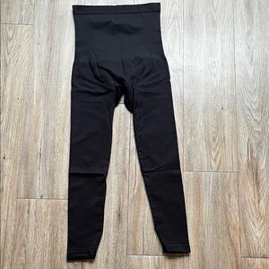 Shapermint Essentials